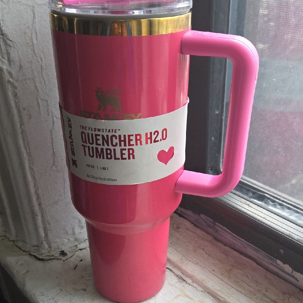 Stanley Pink and Gold Quencher Tumbler
